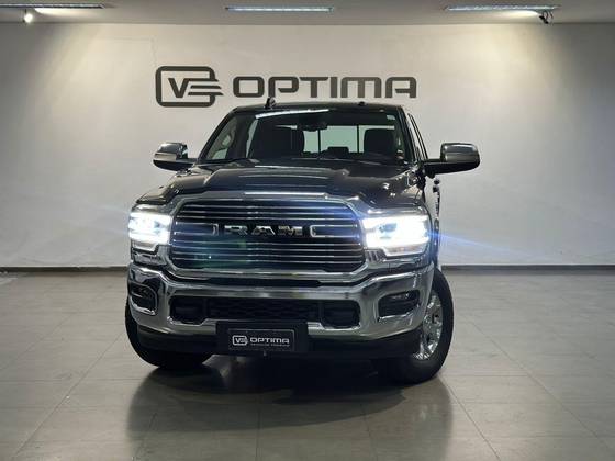 RAM 3500 6.7 I6 TURBO DIESEL LARAMIE CD 4X4 AUTOMÁTICO